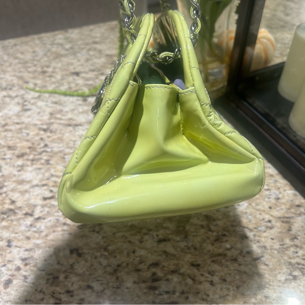 CHANEL Quilted Green Patent Leather Just Mademoiselle Shoulder Bag - Picture 4 of 16